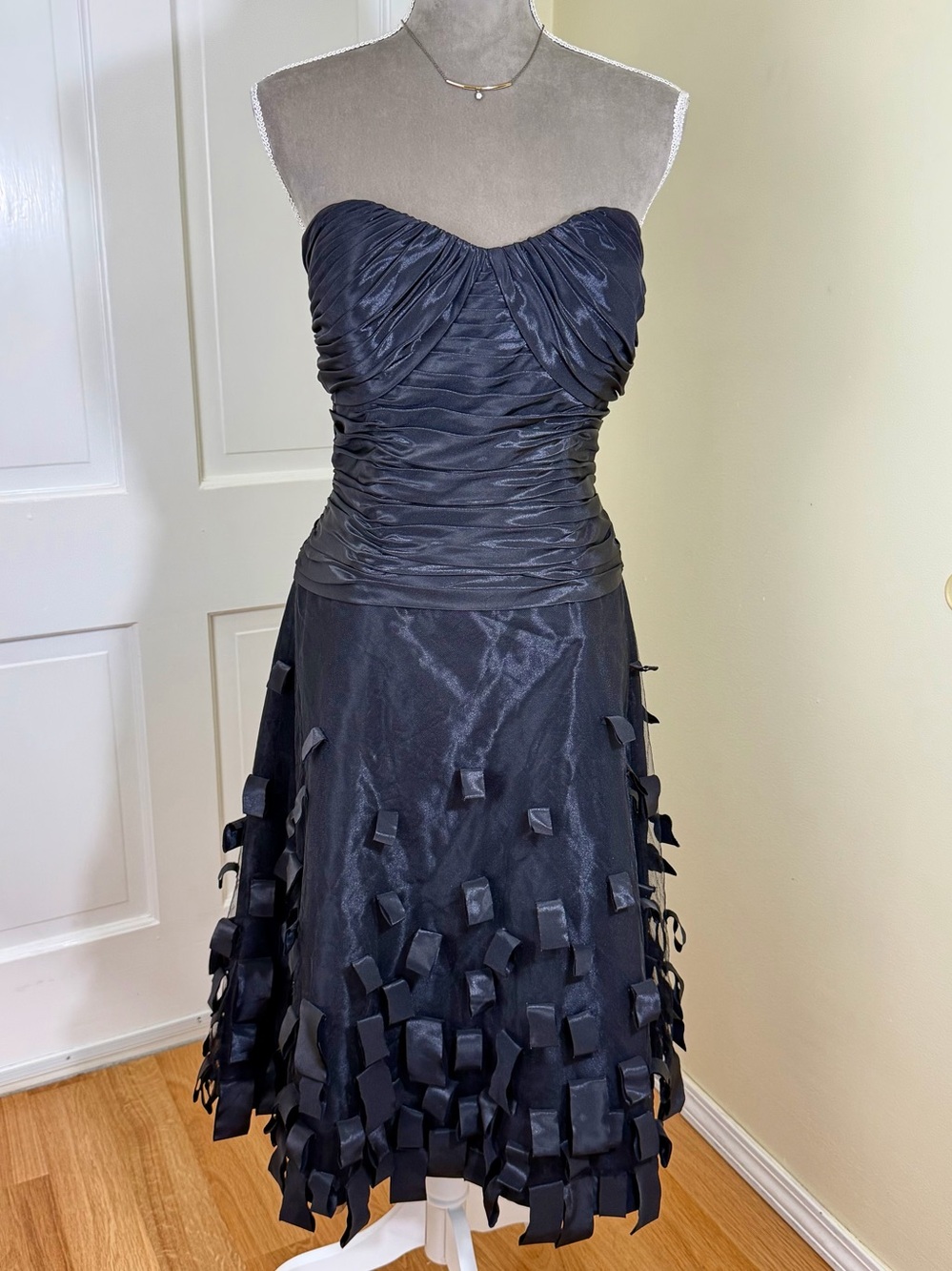Saison Blanche Couture Vintage Cocktail Dress 10 Black Ruched Midi Goth Witchy